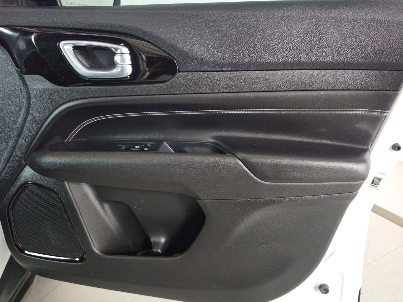 Used 2023 Jeep Compass Altitude image 20