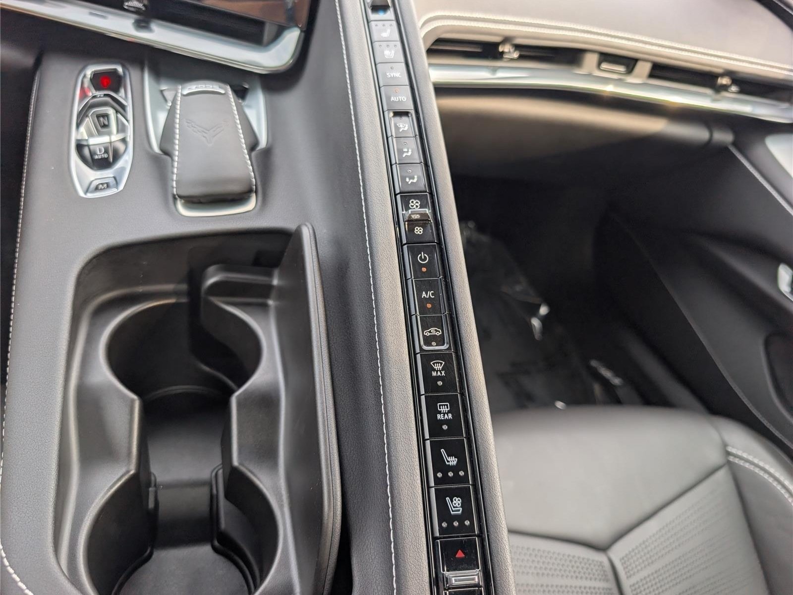 Used 2020 Chevrolet Corvette Stingray Preferred Conv w/ 2LT Preferred Equipment Group RWD image 24
