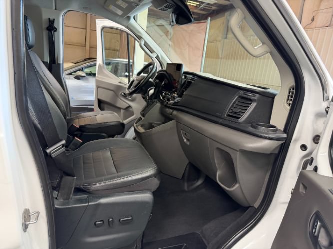 Used 2023 Ford Transit 350 XLT RWD image 26
