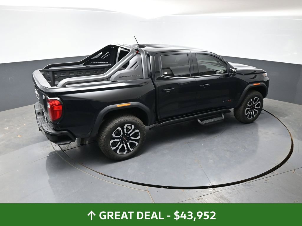 Used 2025 GMC Canyon AT4 w/ Nightfall Edition AWD/4WD image 43