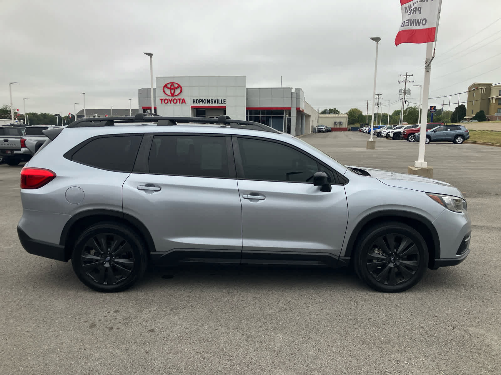 Used 2022 Subaru Ascent Onyx Edition AWD/4WD image 8