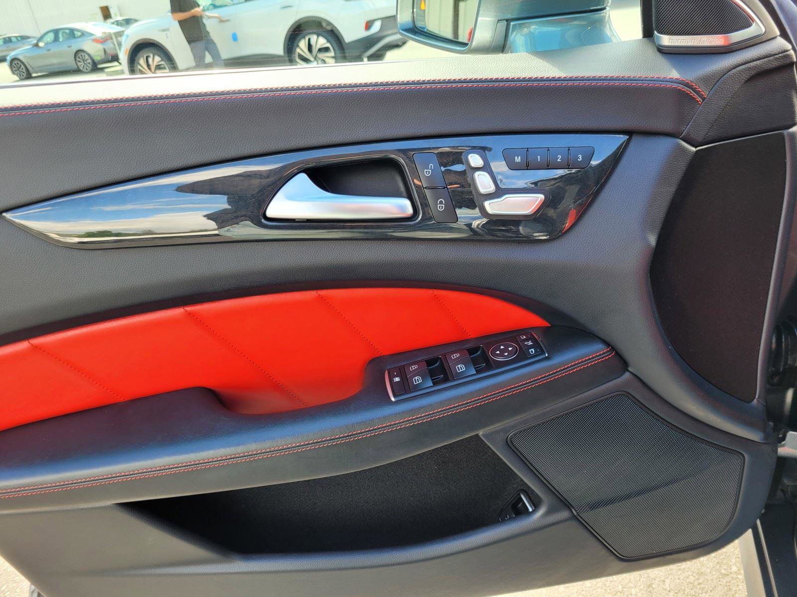 Used 2016 Mercedes-Benz CLS 400 image 24