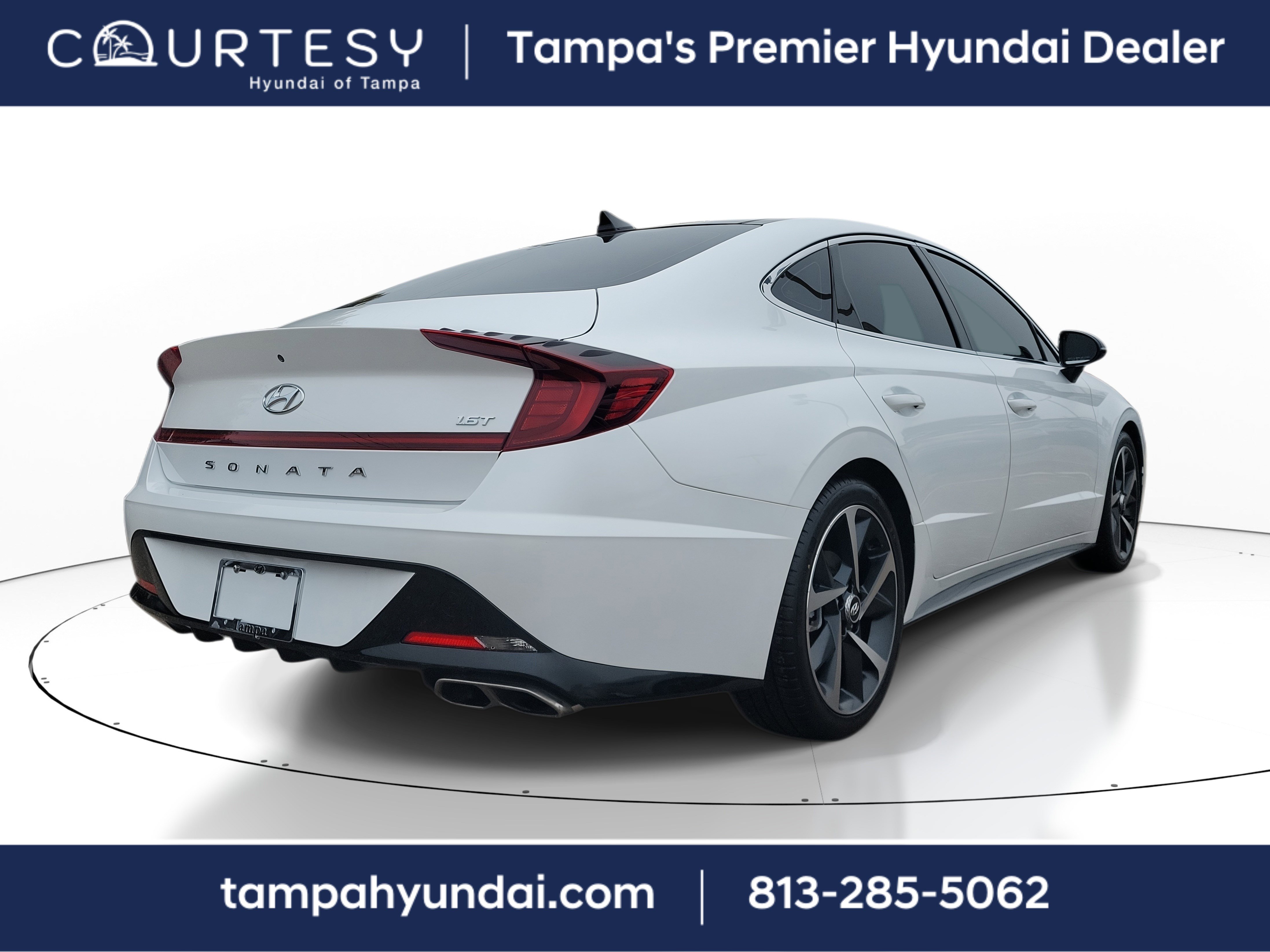 Used 2023 Hyundai Sonata SEL Plus w/ Preferred Accessory Package image 3