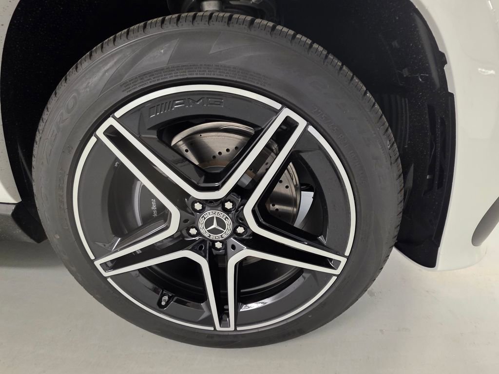 New 2026 Mercedes-Benz GLS 450 4MATIC image 9