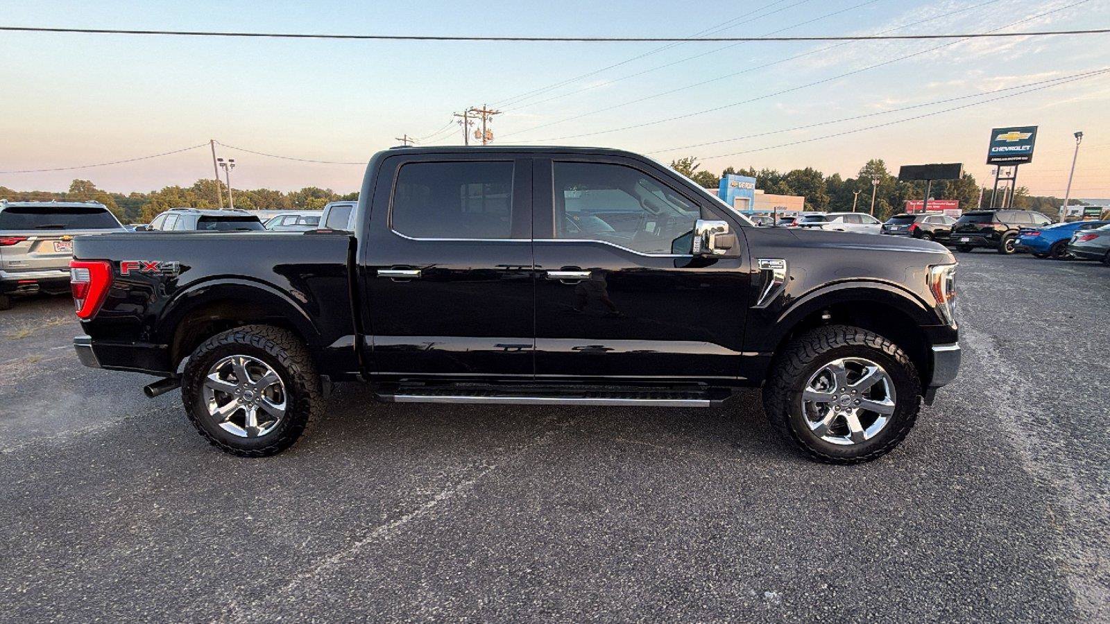 Used 2022 Ford F150 Lariat w/ Equipment Group 502A High AWD/4WD image 8