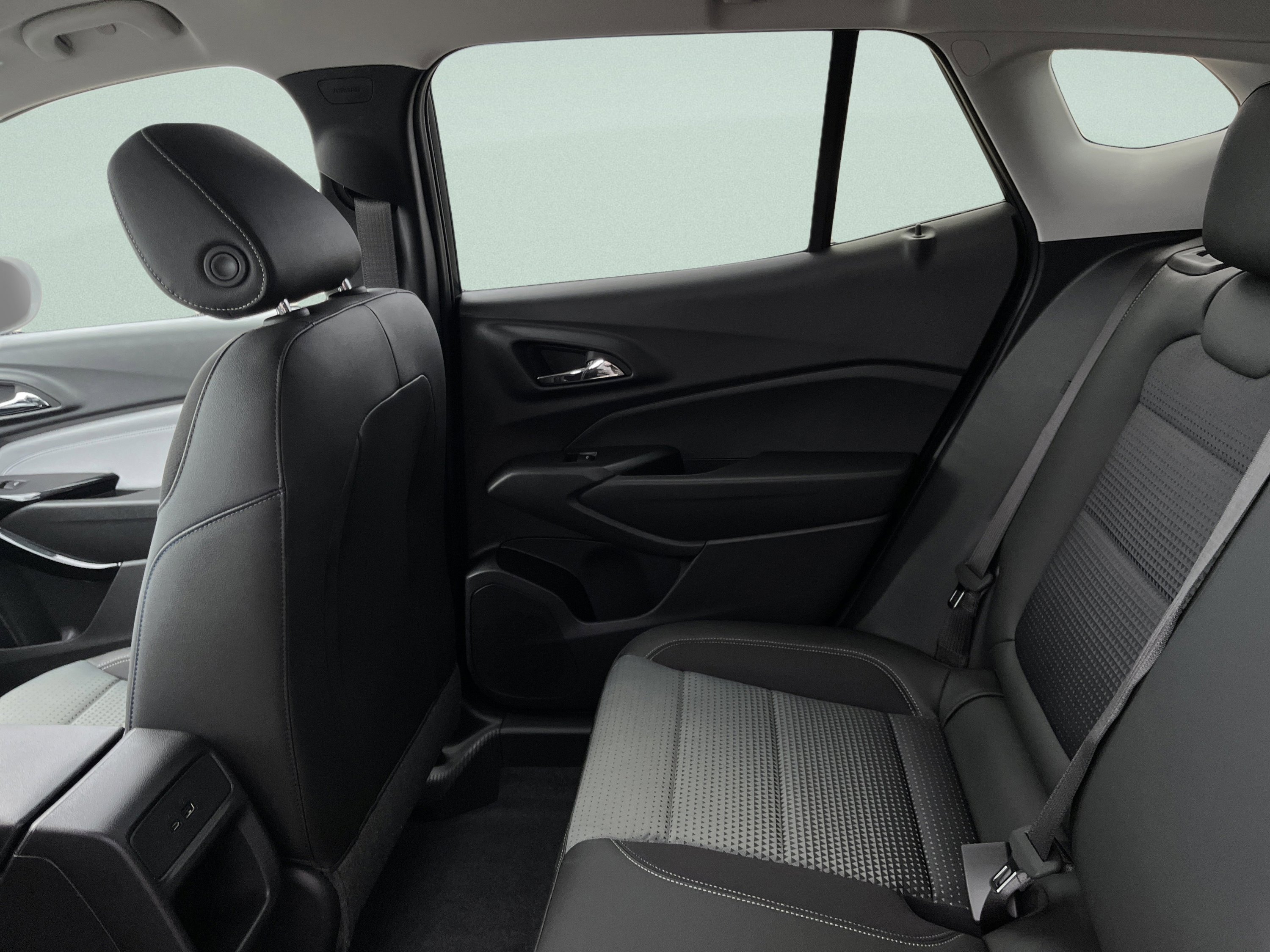 New 2026 Chevrolet Trax LT image 22