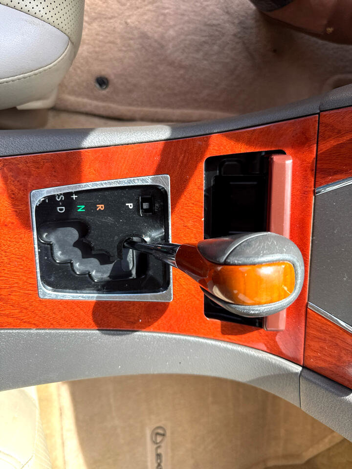 Used 2011 Lexus ES 350 image 23