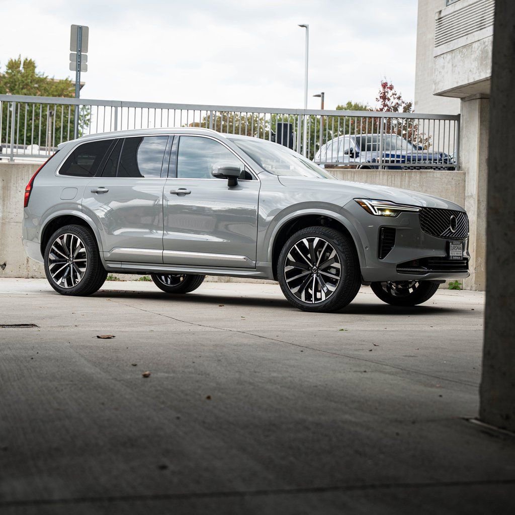 New 2026 Volvo XC90 B6 Ultra w/ Protection Package AWD/4WD image 7