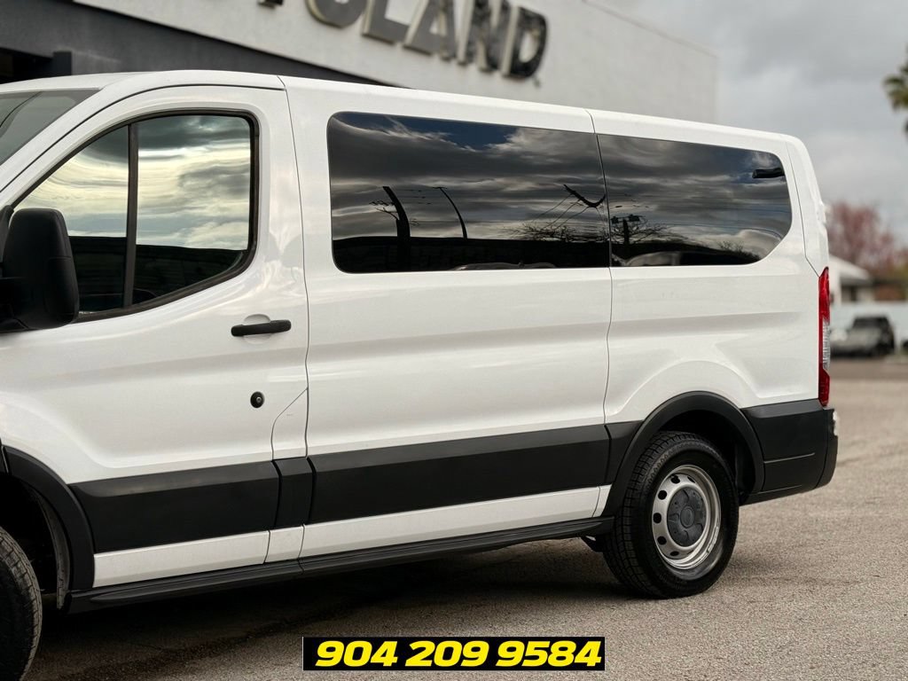 Used 2016 Ford Transit 150 XL RWD image 3
