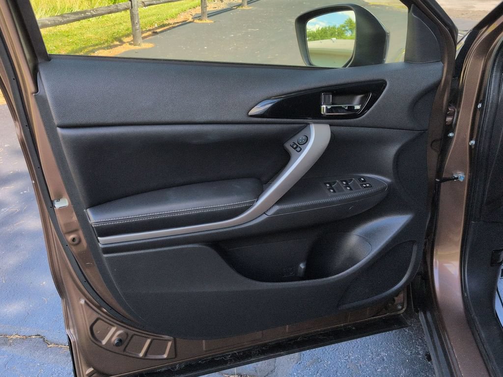 Used 2022 Mitsubishi Eclipse Cross SEL AWD/4WD image 23