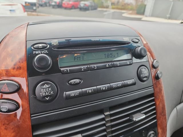 Used 2009 Toyota Sienna XLE image 6