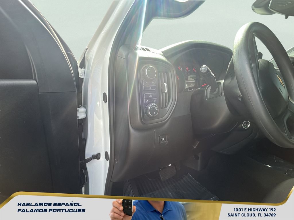 Used 2025 Chevrolet Silverado 2500 Custom w/ Custom Convenience Package image 14