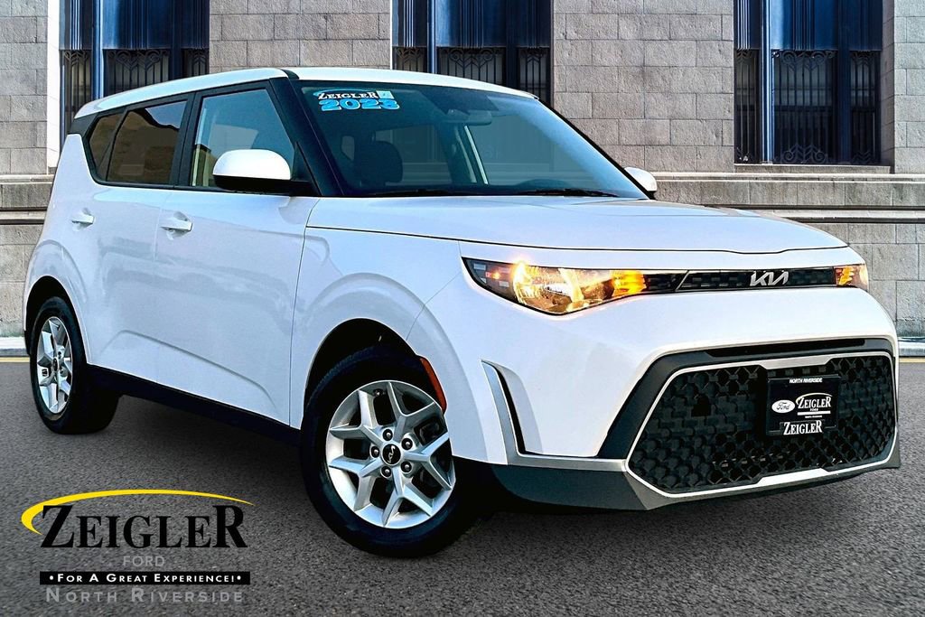 Used 2023 Kia Soul LX w/ LX Technology Package video 1