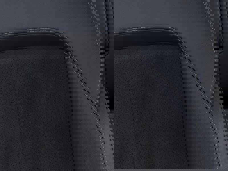 New 2025 Jeep Grand Cherokee Altitude image 99