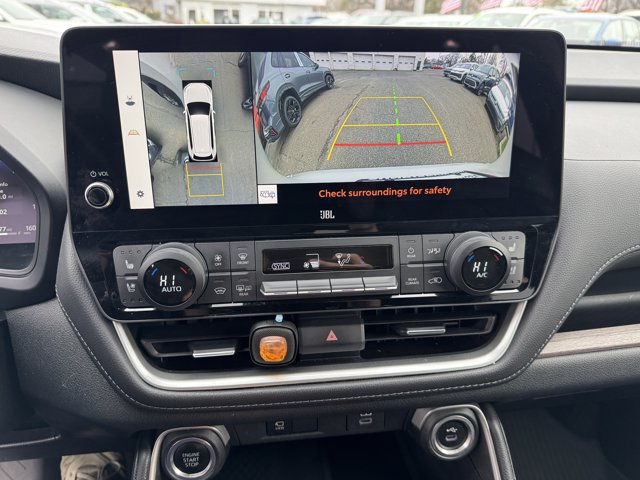 Used 2024 Toyota Grand Highlander AWD image 19
