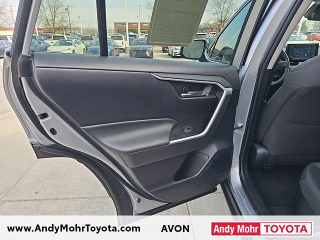 Used 2022 Toyota RAV4 XLE w/ Convenience Package image 28