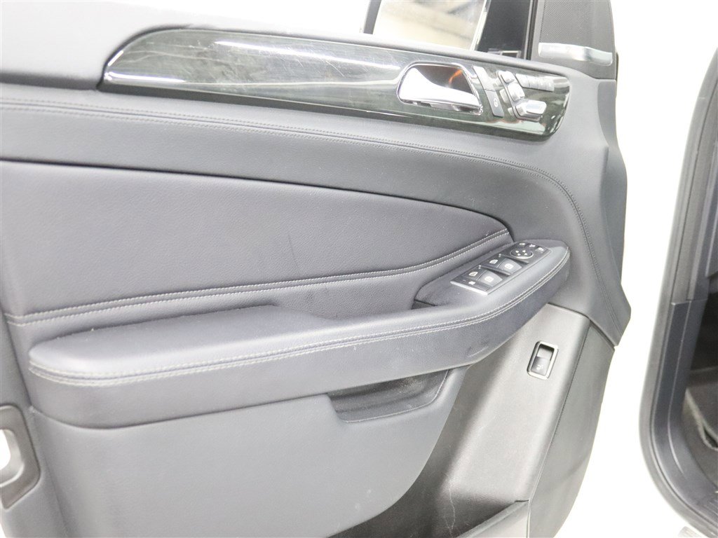 Used 2018 Mercedes-Benz GLE 43 AMG 4MATIC image 16