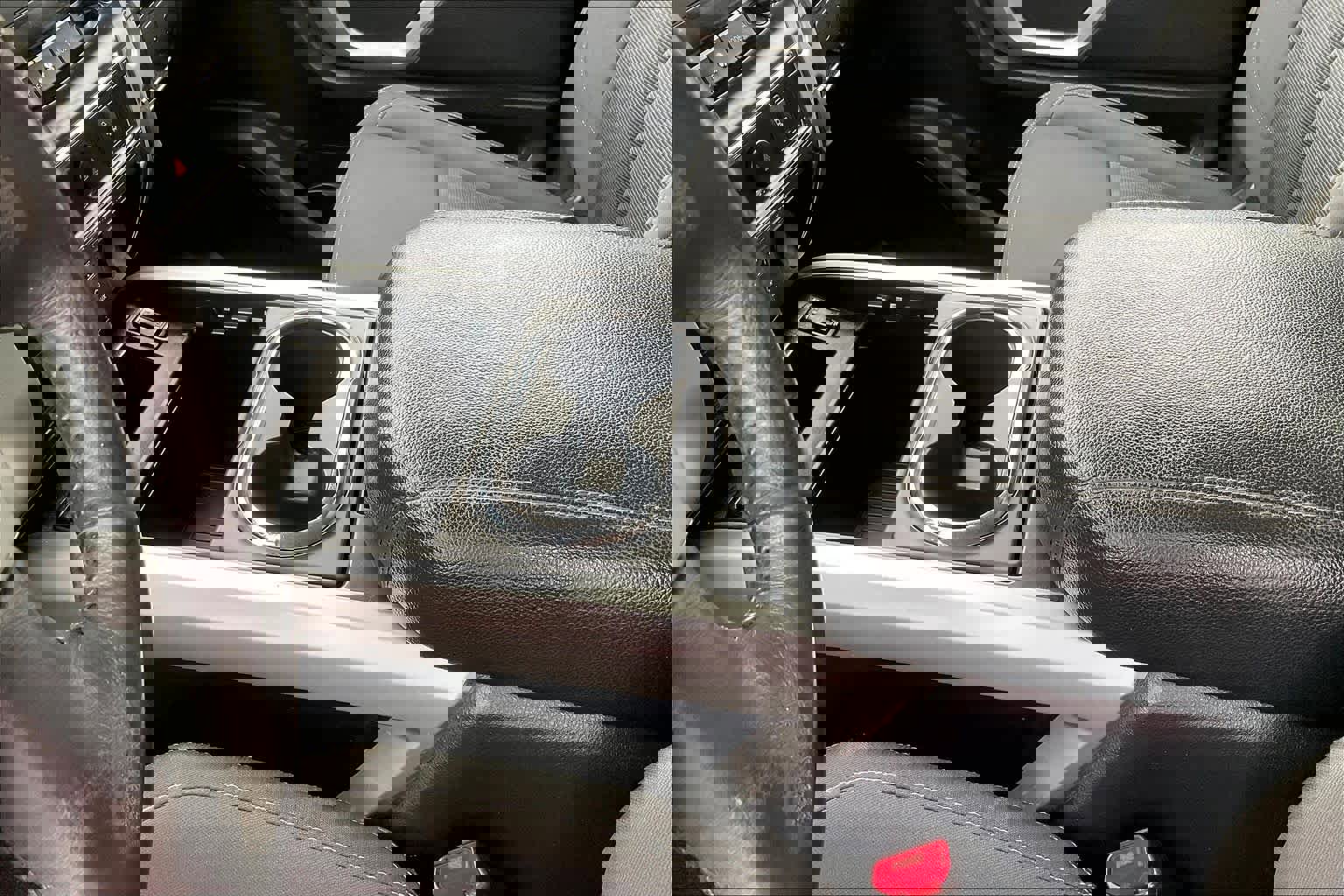 Used 2017 Nissan Titan SV image 14