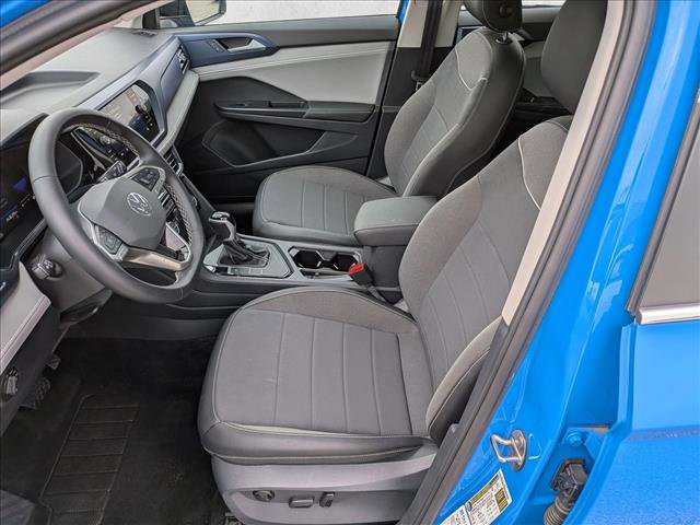 Used 2024 Volkswagen Taos SE w/ Panoramic Sunroof Package FWD image 20