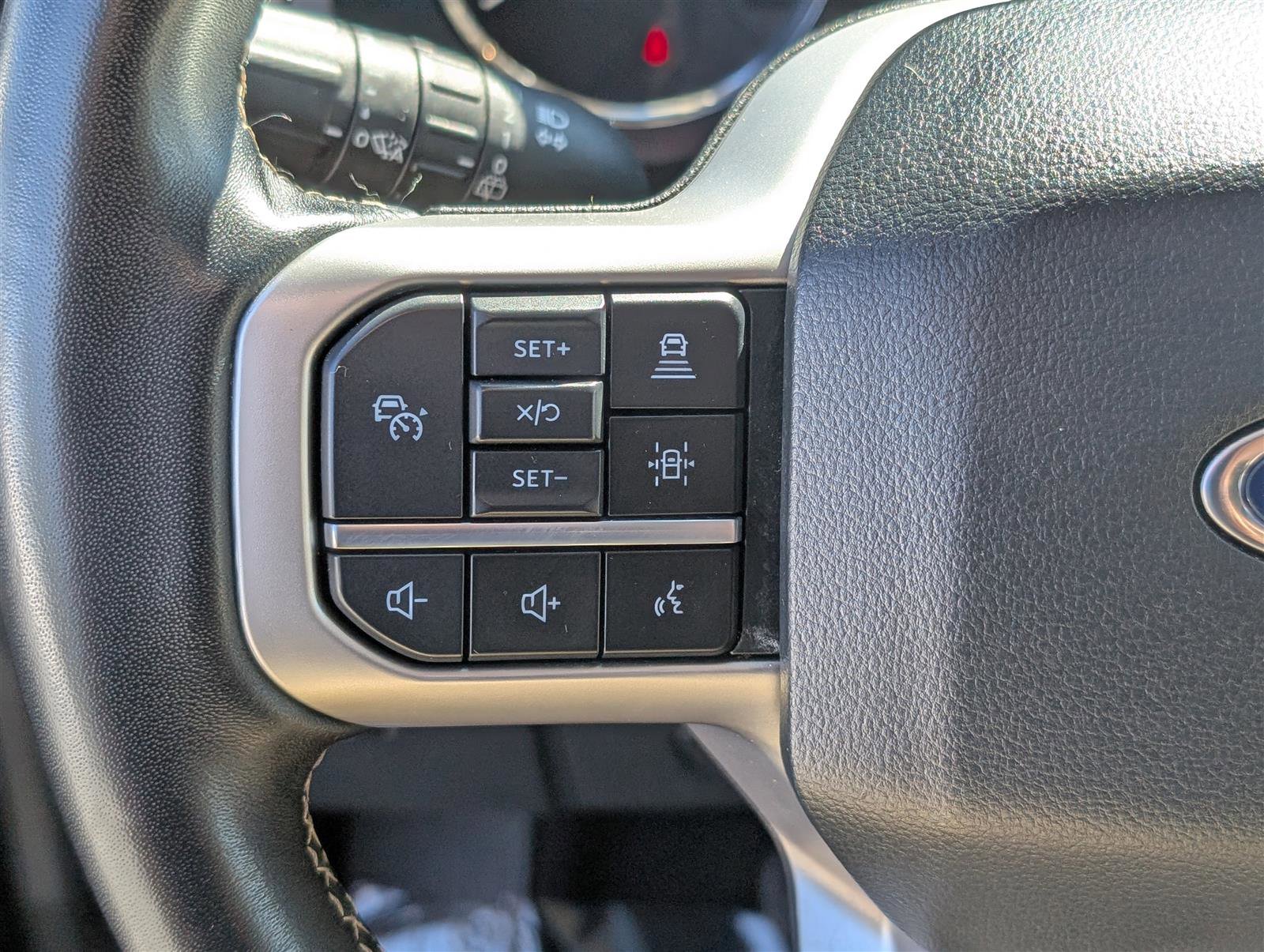 Used 2024 Ford Expedition Max Limited image 23