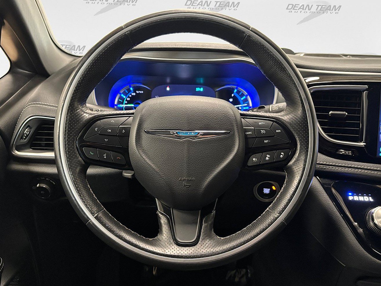 Used 2019 Chrysler Pacifica Limited w/ Advanced Safetytec Group FWD image 46