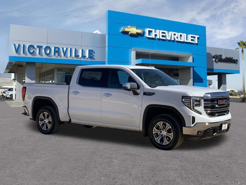Used 2025 GMC Sierra 1500 SLT AWD/4WD image 3