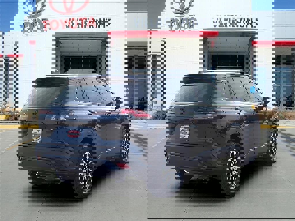 Used 2026 Toyota Corolla Cross S image 6