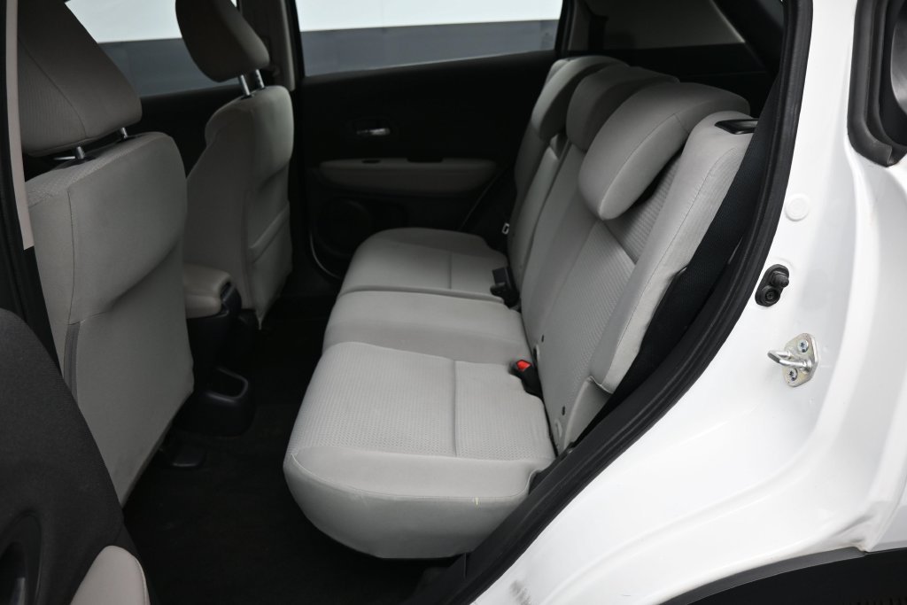 Used 2022 Honda HR-V LX image 20