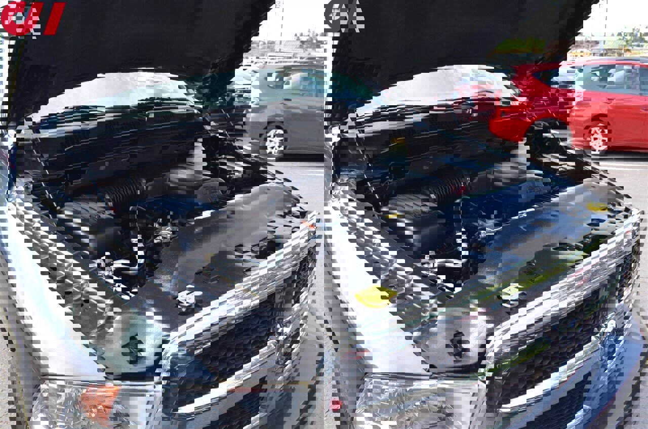 Used 2015 RAM 1500 Classic SLT image 31