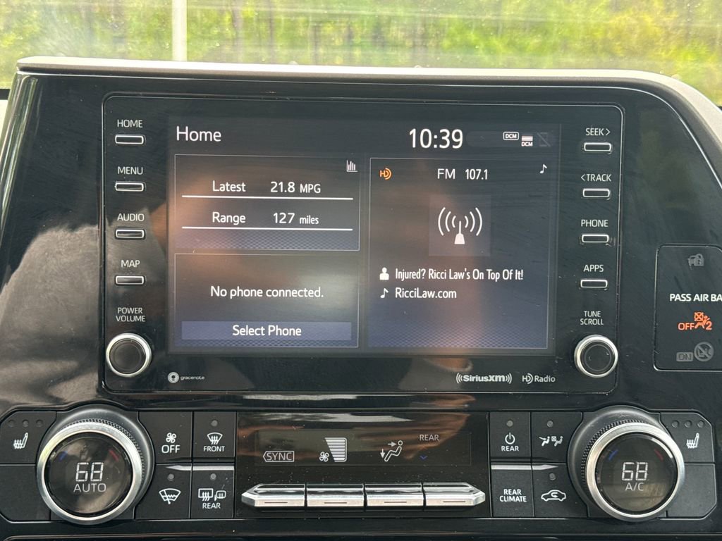 Used 2022 Toyota Highlander XLE image 24