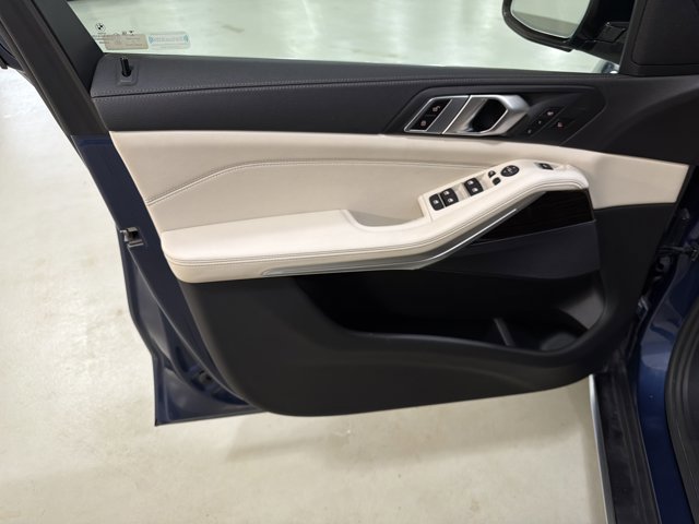 Used 2021 BMW X5 sDrive40i w/ Premium Package 2 image 18