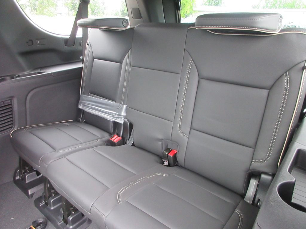 New 2026 GMC Yukon XL Elevation w/ Elevation Premium Package AWD/4WD image 14