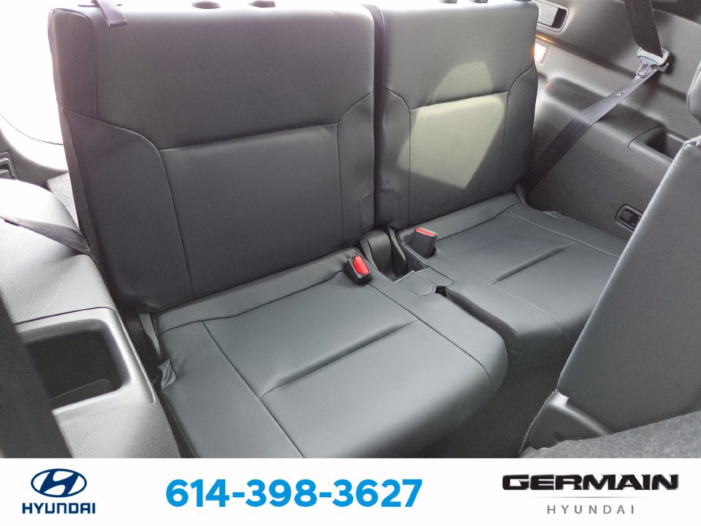 Used 2023 Mitsubishi Outlander SEL AWD/4WD image 19