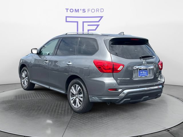 Used 2019 Nissan Pathfinder SV w/ SV All Weather Package AWD/4WD image 4