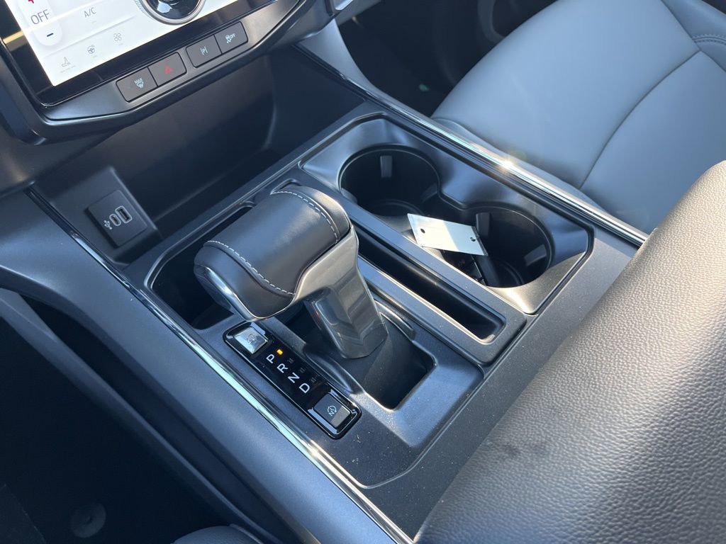 New 2025 Ford F150 Lightning Flash image 18