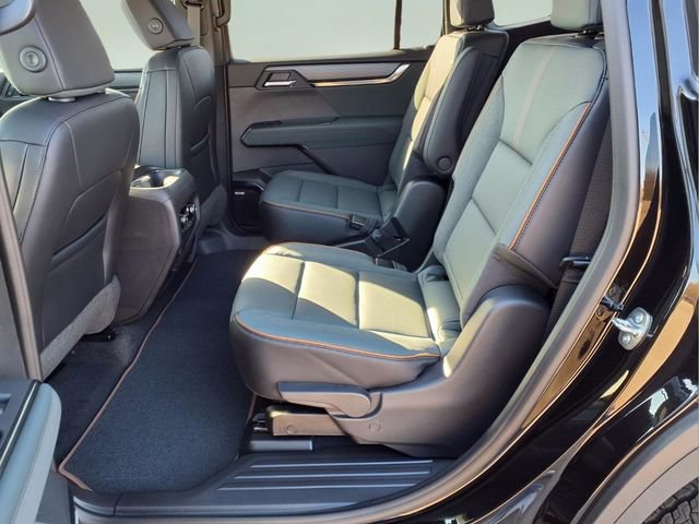 New 2026 GMC Acadia AT4 w/ Luxury Package image 26