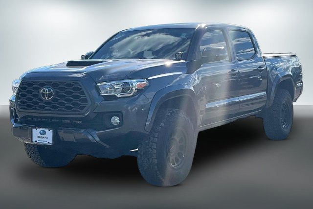 Used 2020 Toyota Tacoma TRD Sport AWD/4WD image 3
