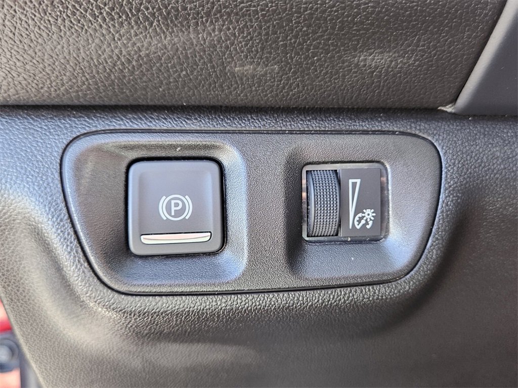 Certified 2023 GMC Acadia SLE w/ Driver Convenience Package image 30