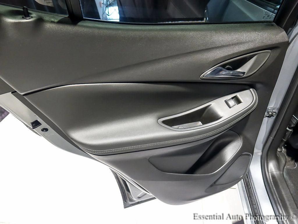 Used 2023 Buick Encore GX Select w/ Sport Touring Package image 25