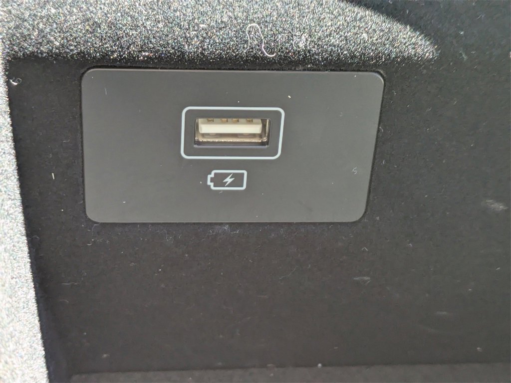 Used 2022 Genesis G70 3.3T image 26