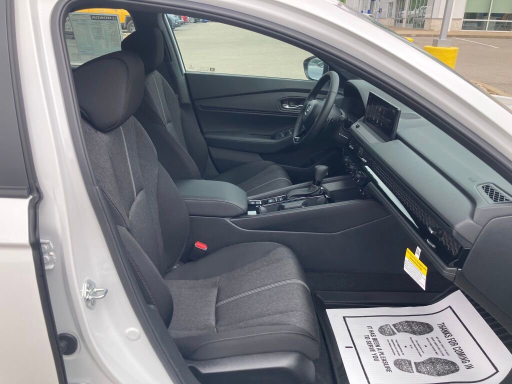 New 2025 Honda Accord Sport image 5