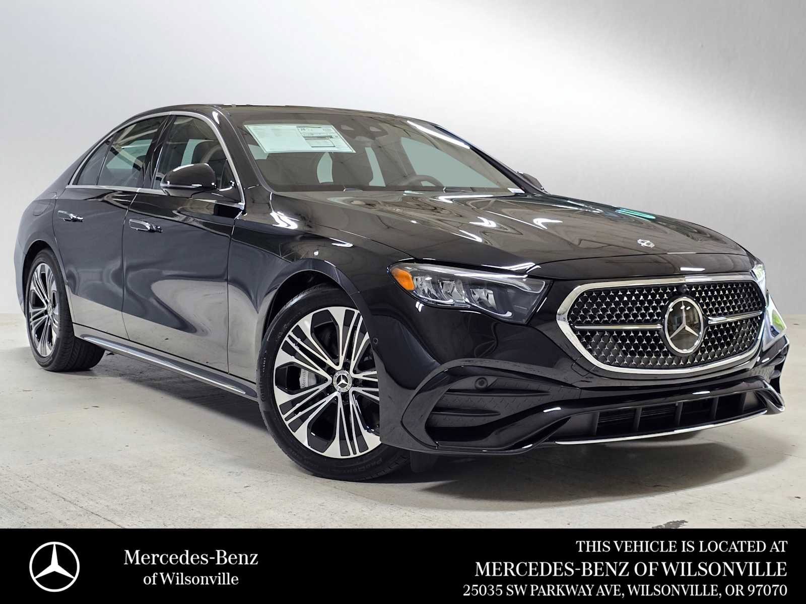 New 2026 Mercedes-Benz E 450 4MATIC Sedan image 1