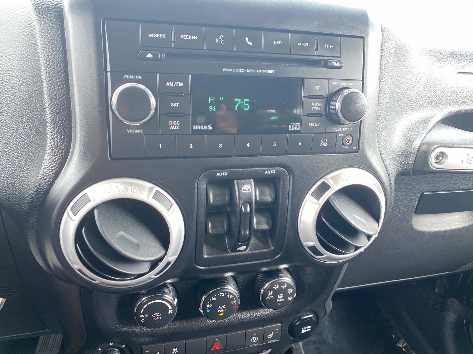 Used 2014 Jeep Wrangler Unlimited Sahara w/ Connectivity Group image 13