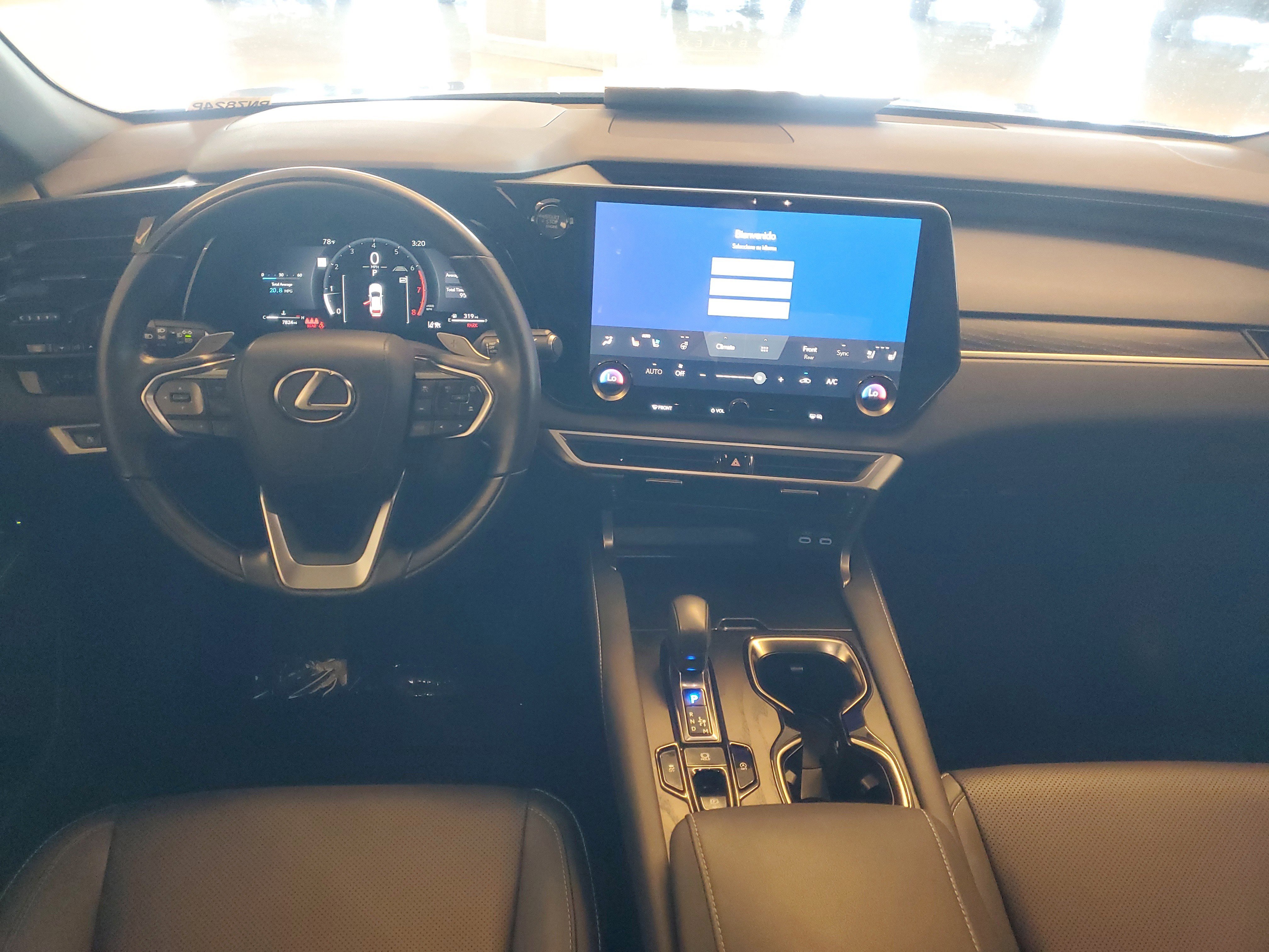 Used 2025 Lexus RX 350 Premium image 14