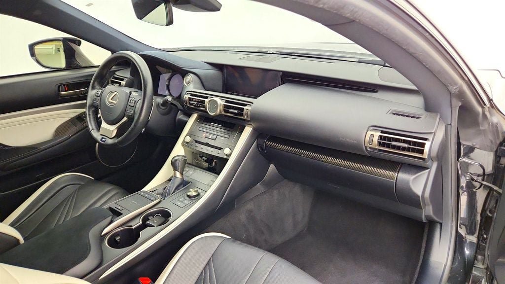 Used 2020 Lexus RC F w/ Performance Package RWD image 24