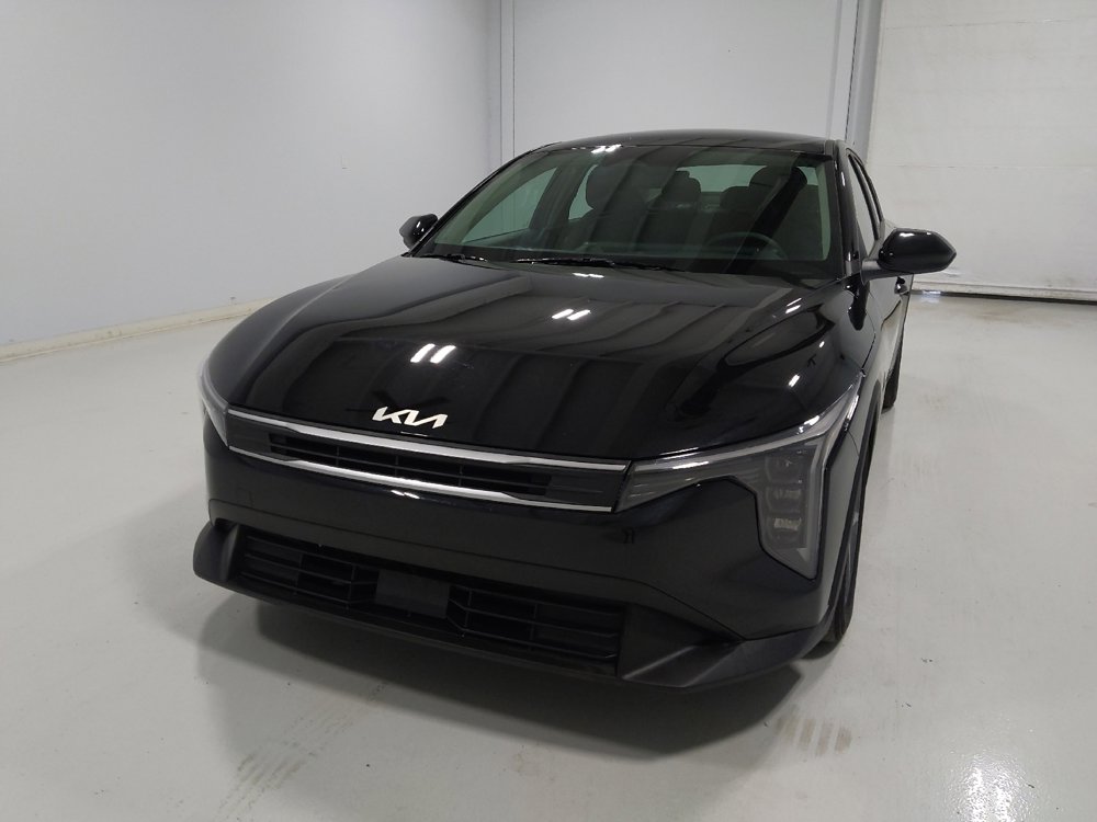 Used 2025 Kia K4 LXS image 15