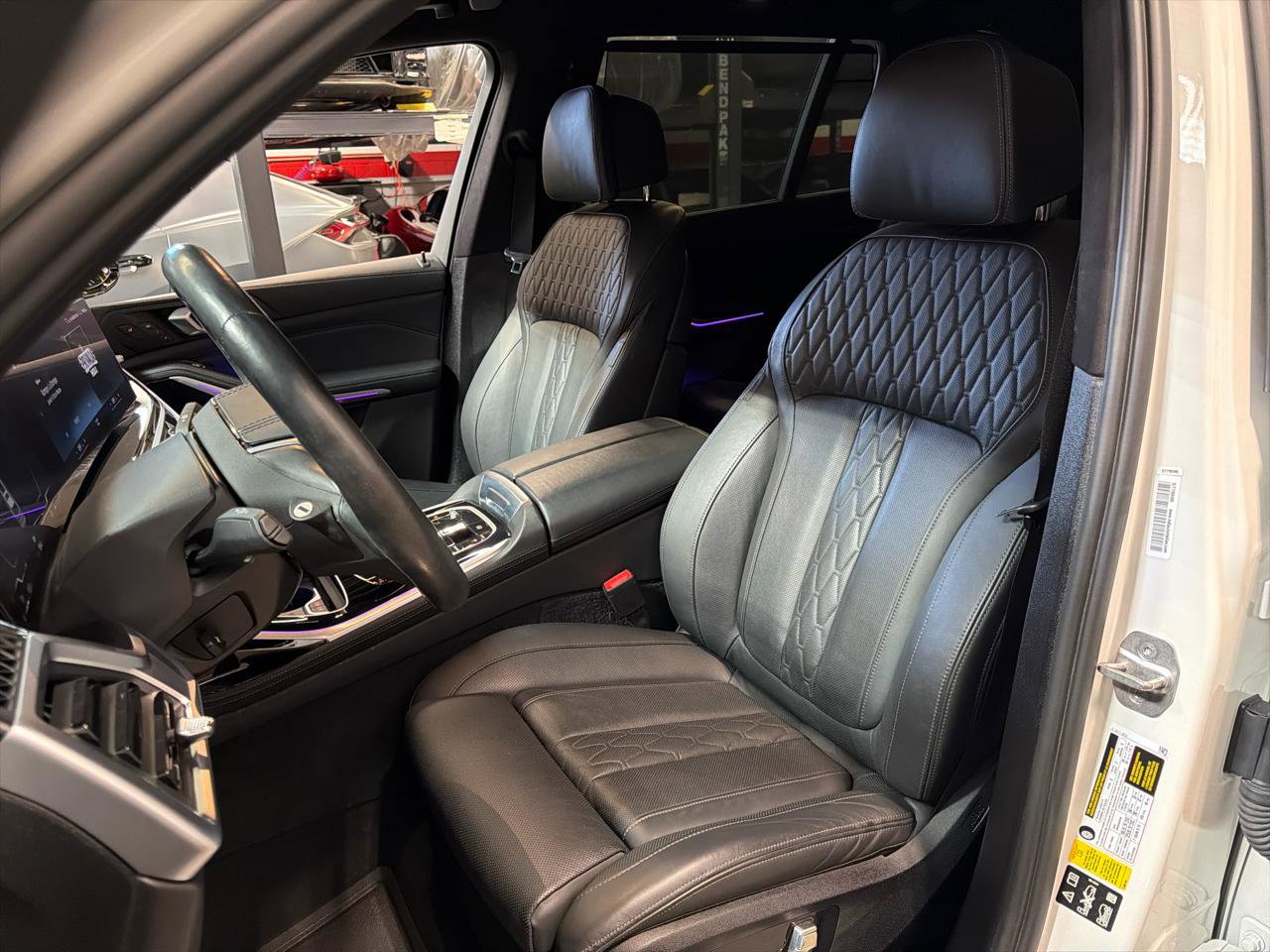 Used 2023 BMW ALPINA XB7 image 15