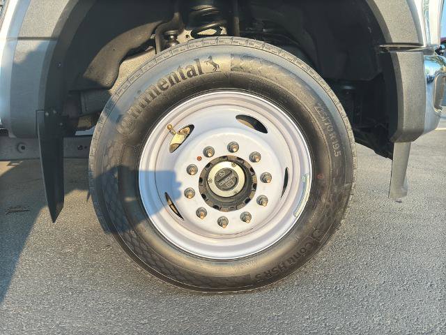 Certified 2024 Ford F450 XLT w/ XLT Value Package image 6