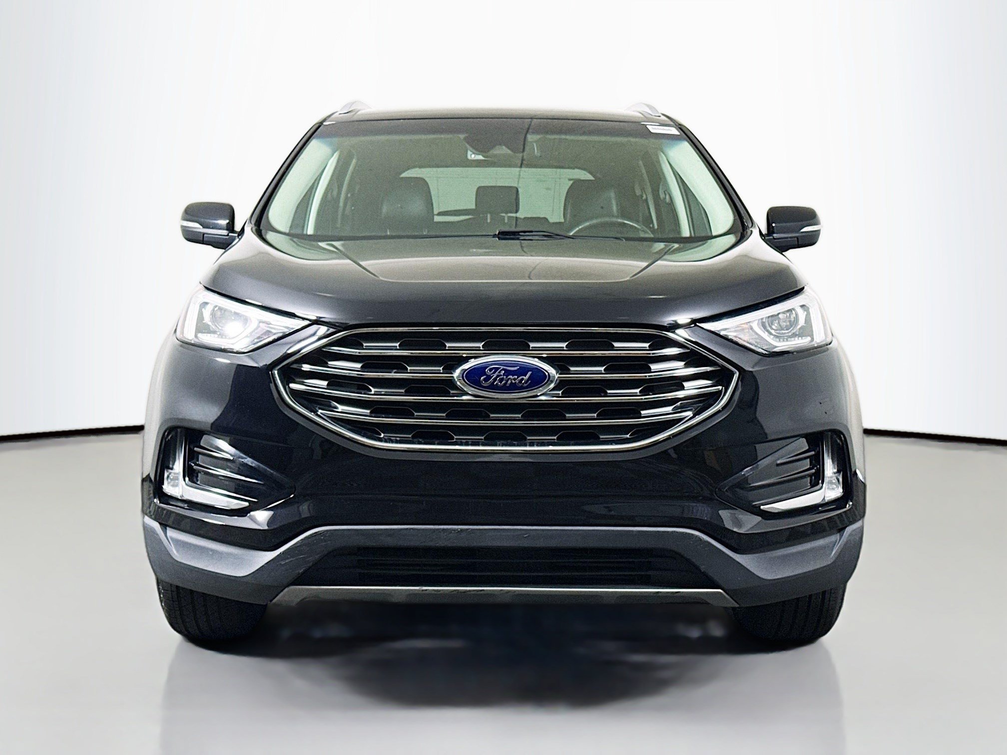 Used 2020 Ford Edge SEL FWD image 2