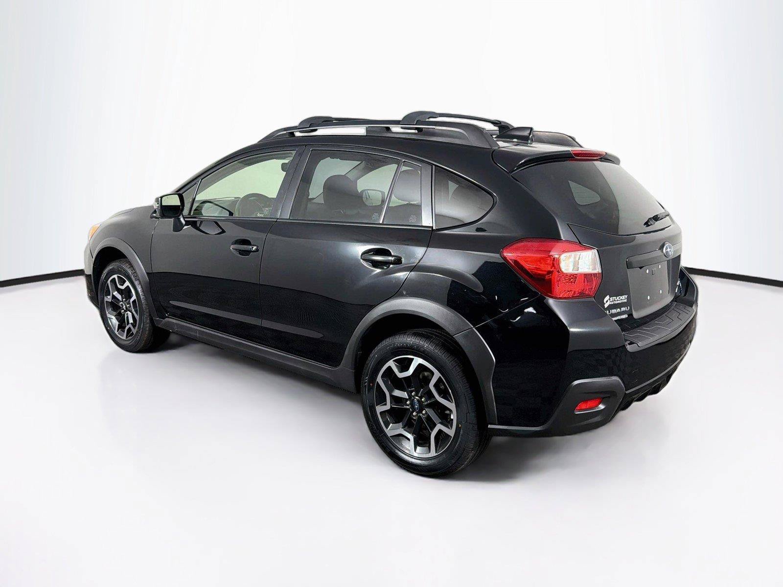 Used 2016 Subaru Crosstrek 2.0i Limited AWD/4WD image 9